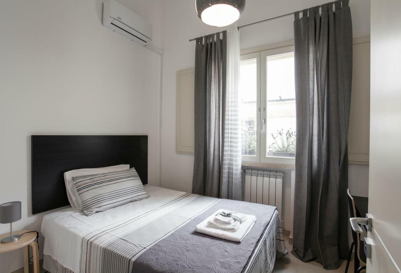 Last Minute Rooms Lecce Exterior photo